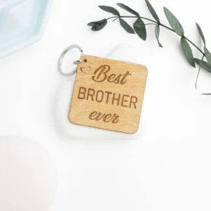 Ξύλινο μπρελόκ “Best Brother Ever”